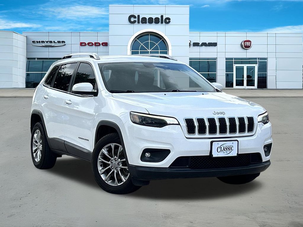 2019 Jeep Cherokee Latitude Plus's photo
