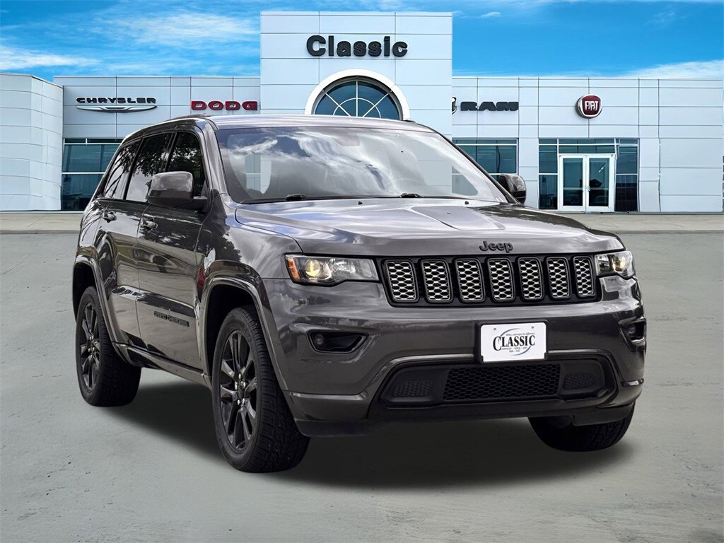 Used 2021 Jeep Grand Cherokee Laredo X with VIN 1C4RJFAG5MC811249 for sale in Arlington, TX