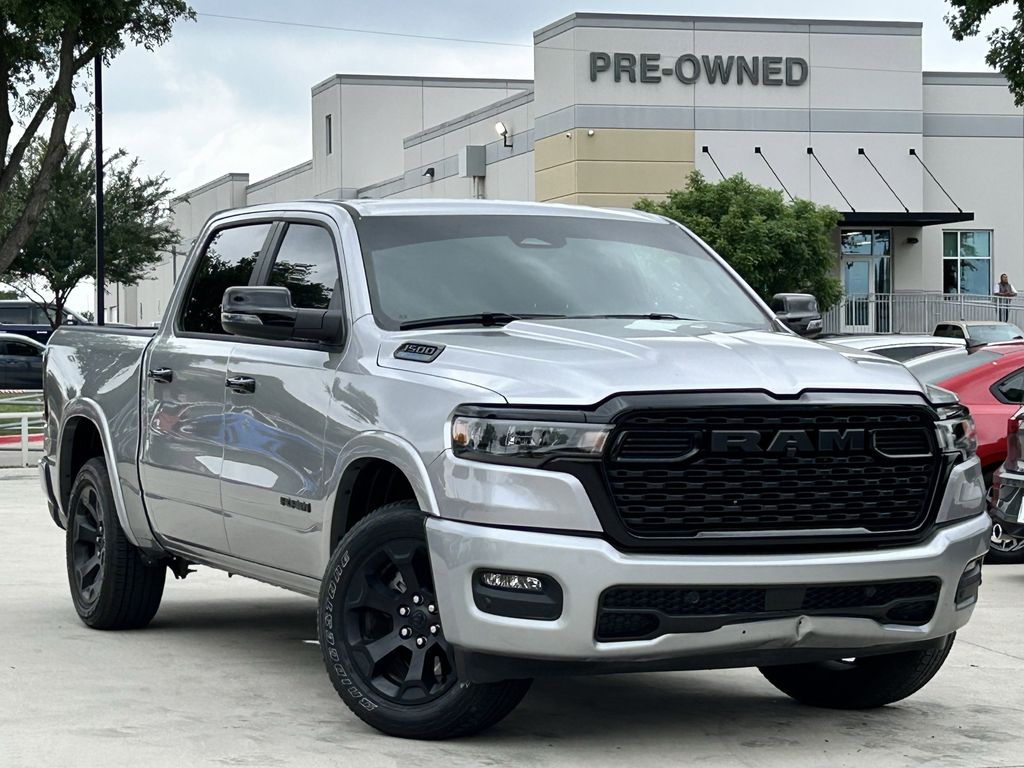 2025 RAM 1500 Big Horn/Lone Star 4x4 Crew Cab 5'7's photo
