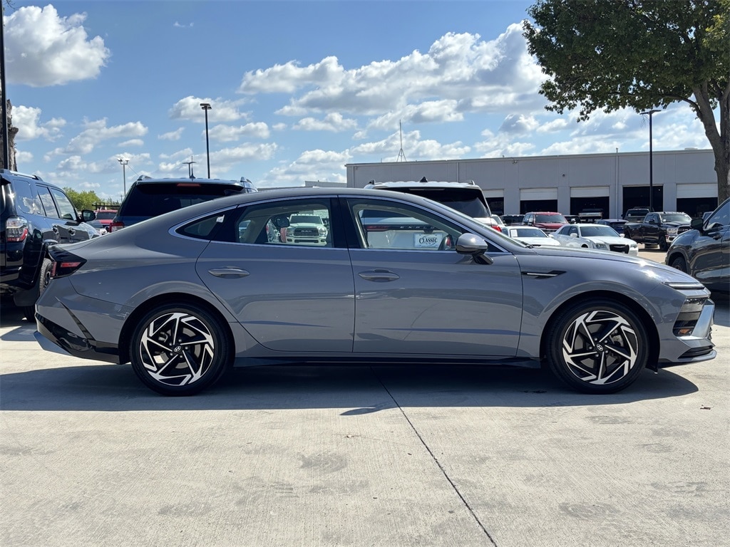 Used 2024 Hyundai Sonata SEL Sedan