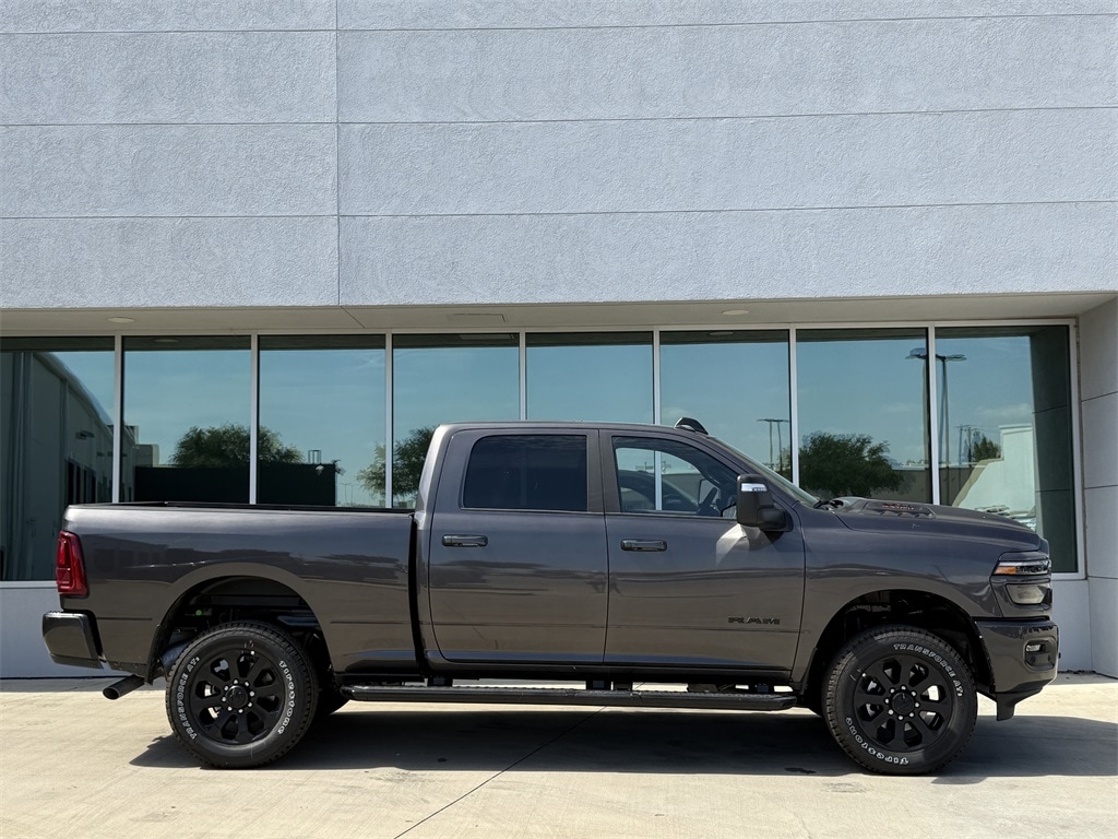 New 2026 Ram 2500 LARAMIE CREW CAB 4X4 6'4 BOX Pickup