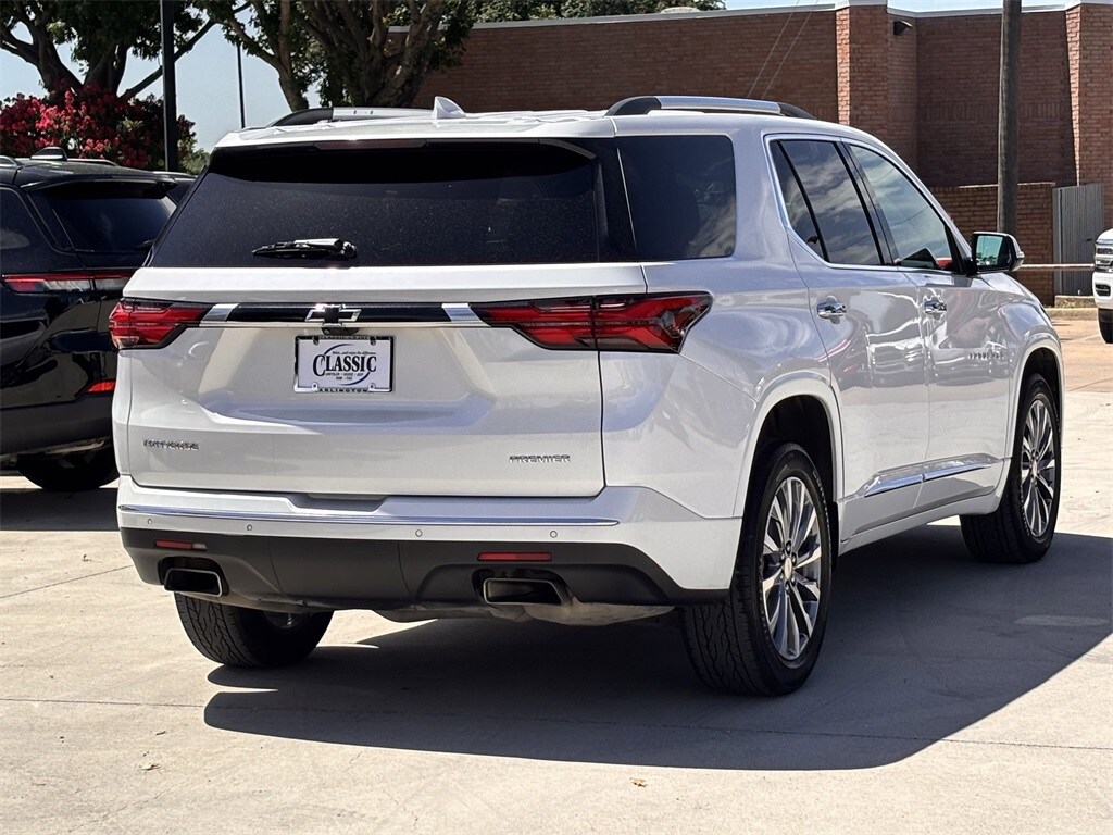 2023 Chevrolet Traverse Premier photo 4