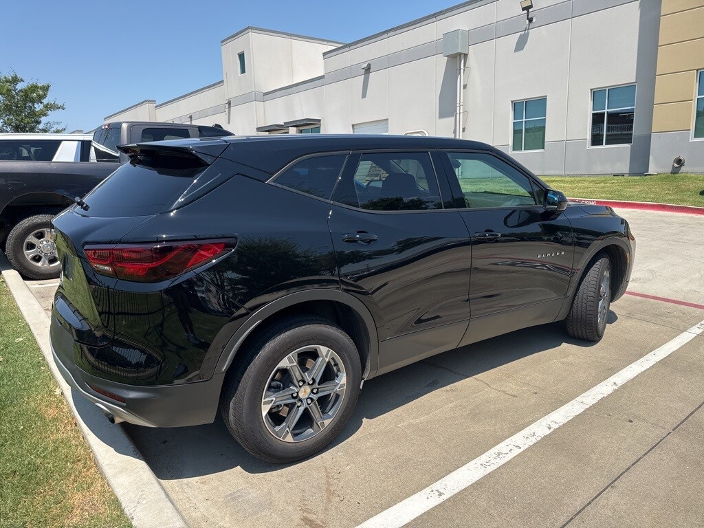 2025 Chevrolet Blazer 2LT photo 4