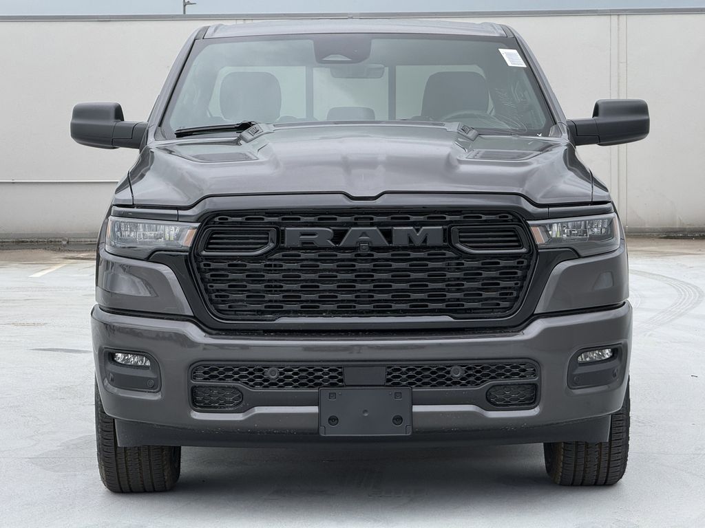 2026 RAM 1500 Express - Photo 8