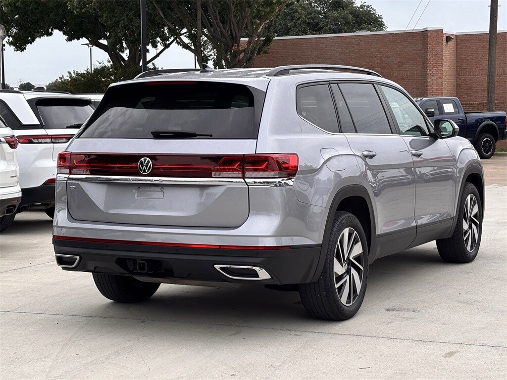 2024 Volkswagen Atlas SE Technology photo 4