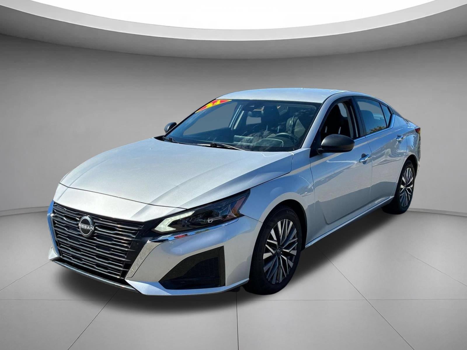 2024 Nissan Altima SV