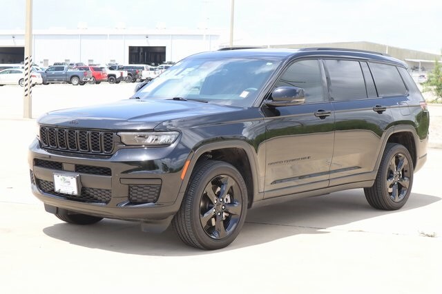 2024 Jeep Grand Cherokee Altitude X photo 3
