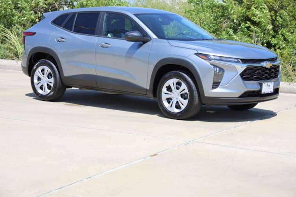 New 2026 Chevrolet Trax LS SUV
