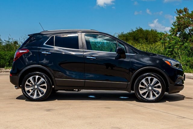 2022 Buick Encore Preferred photo 3