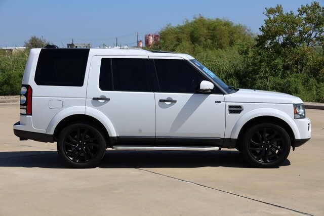 2016 Land Rover LR4 HSE photo 4