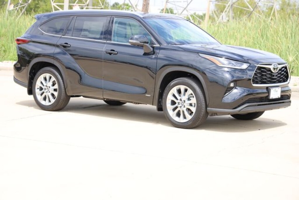 New 2026 Toyota Highlander Hybrid Limited SUV