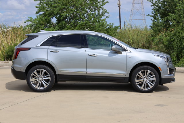 New 2025 CADILLAC XT5 Premium Luxury SUV
