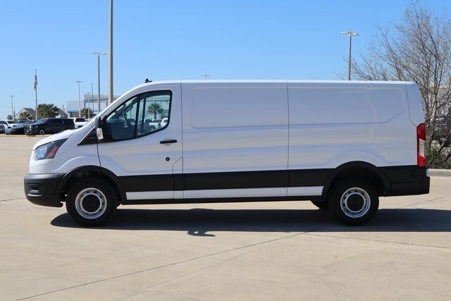 2025 Ford Transit photo 4