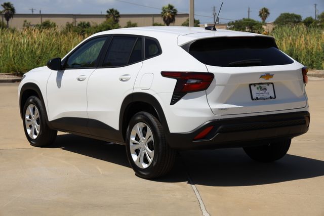 2026 Chevrolet Trax LS - Photo 6