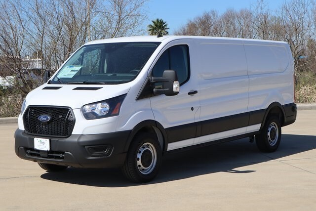 2025 Ford Transit photo 3