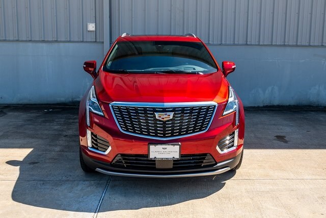 2025 Cadillac XT5 Premium Luxury photo 2