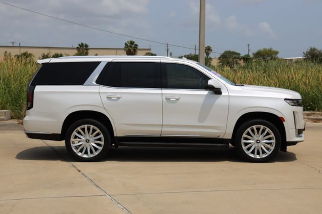 Used 2022 Cadillac Escalade Luxury SUV