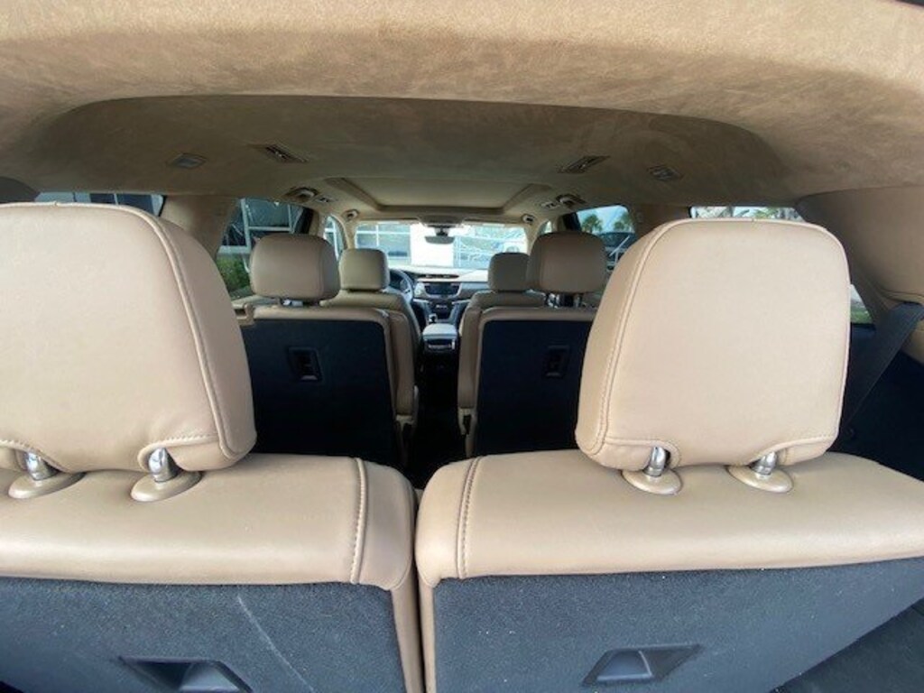 Used 2023 Cadillac XT6 For Sale at Classic Galveston Auto Group VIN