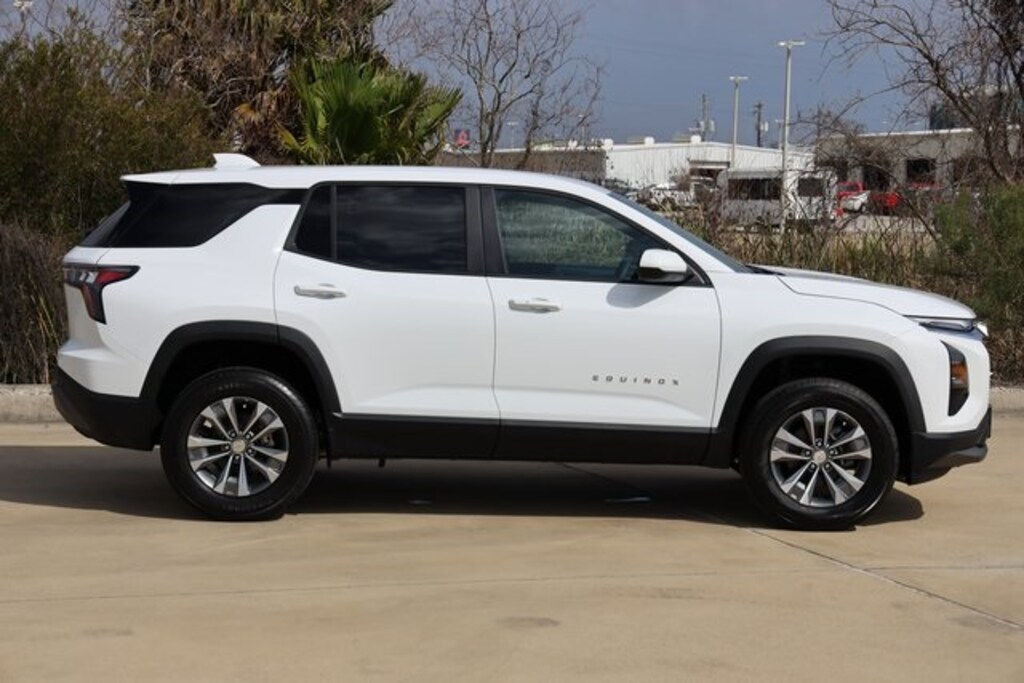 New 2026 Chevrolet Equinox LT SUV