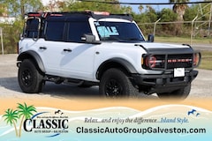 Used 2024 Ford Bronco Wildtrak SUV near Friendswood, TX