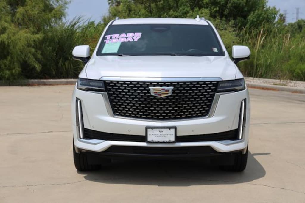 Used 2022 Cadillac Escalade Luxury SUV