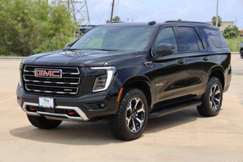 Used 2025 GMC Yukon AT4 SUV