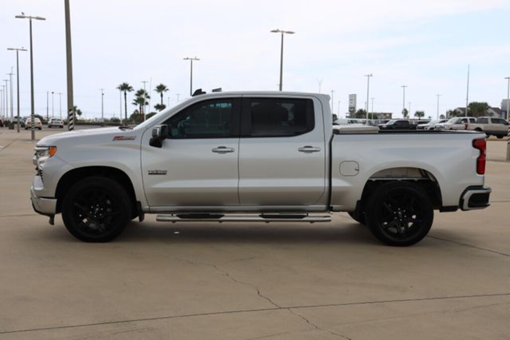 Used 2022 Chevrolet Silverado 1500 RST Truck