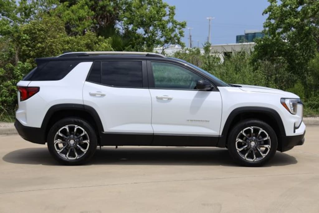 Used 2026 GMC Terrain Elevation SUV