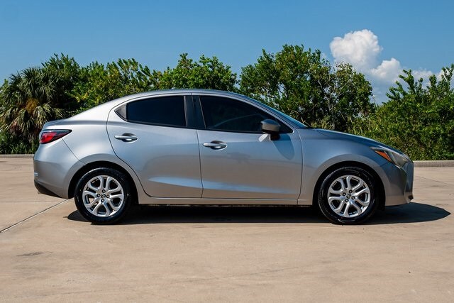 2016 Scion iA Base photo 2