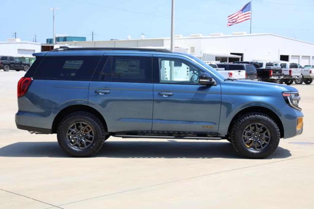 New 2027 Ford Expedition Tremor SUV