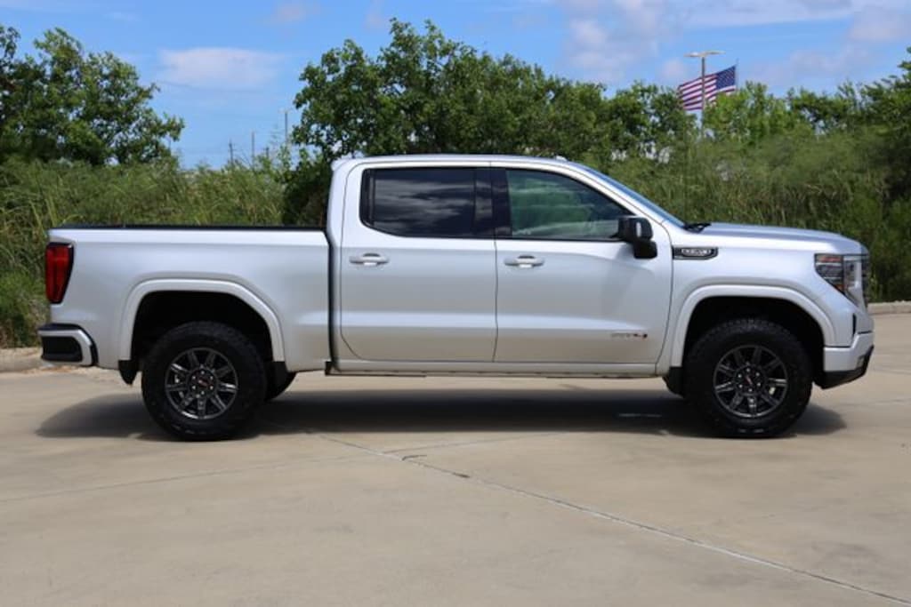 Used 2022 GMC Sierra 1500 AT4 Truck