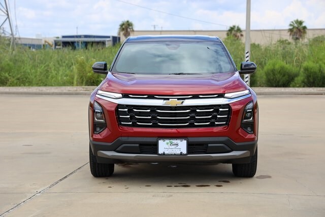 2026 Chevrolet Equinox LT photo 2