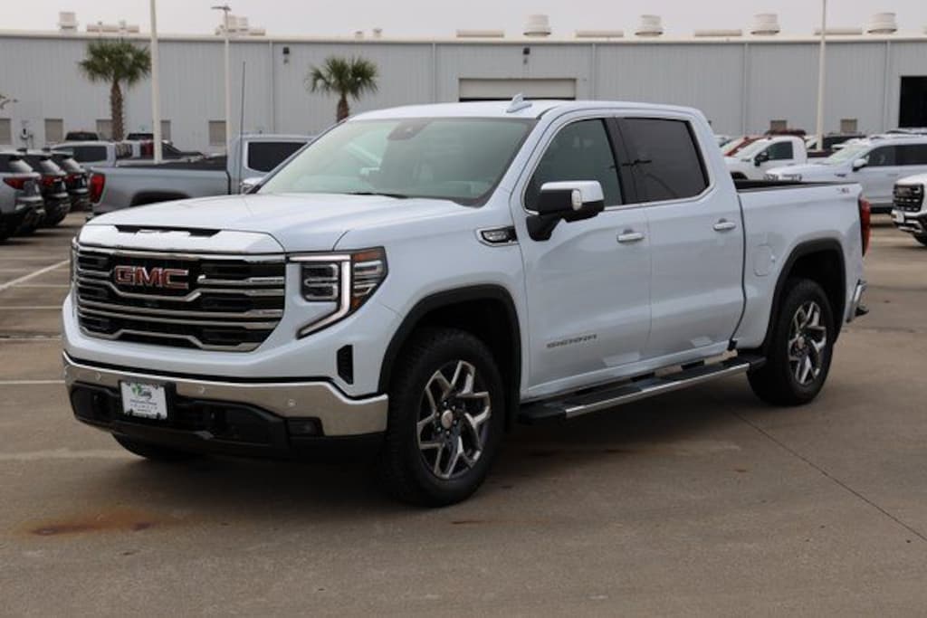 New 2026 GMC Sierra 1500 SLT Truck Crew Cab