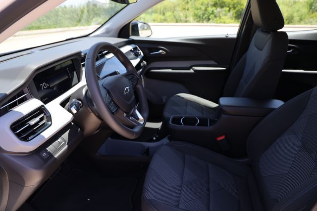 2027 Chevrolet Bolt LT - Photo 12