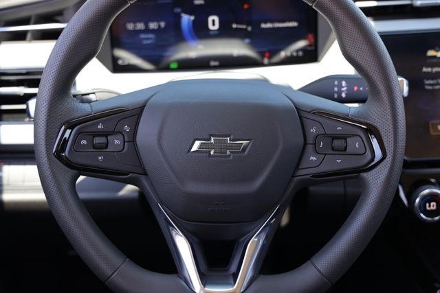 2027 Chevrolet Bolt LT - Photo 25