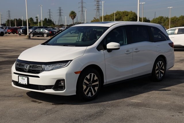 2026 Honda Odyssey EX-L photo 3