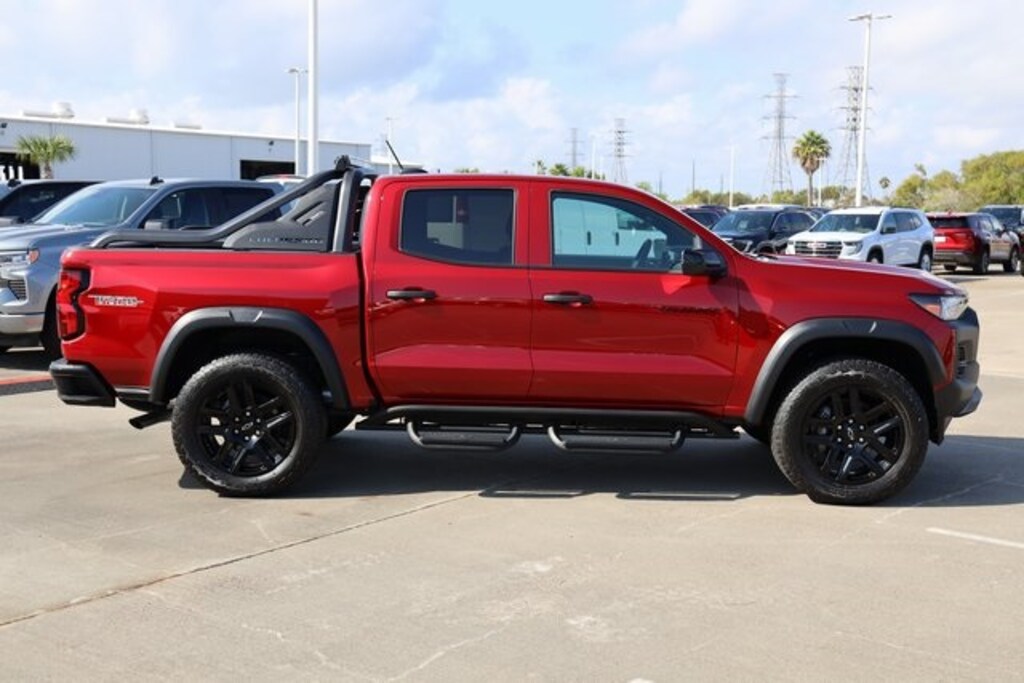 New 2025 Chevrolet Colorado Trail Boss Truck Crew Cab