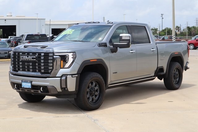 2024 Gmc Sierra 2500 HD Denali Ultimate photo 3