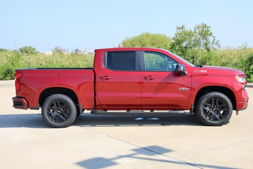New 2025 Chevrolet Silverado 1500 RST Truck Crew Cab