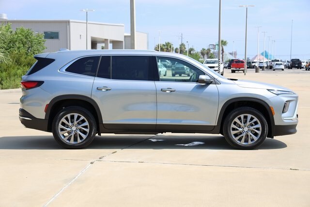2026 Buick Enclave Preferred photo 4