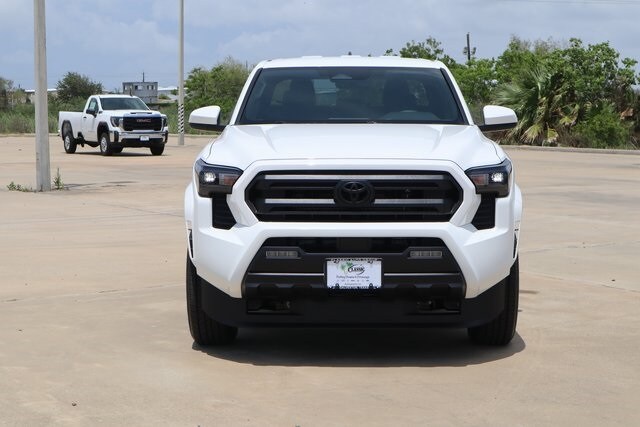 2025 Toyota Tacoma SR5 photo 2