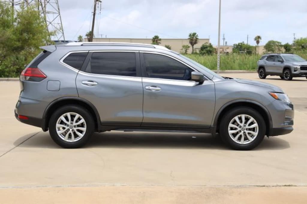 Used 2020 Nissan Rogue SV SUV
