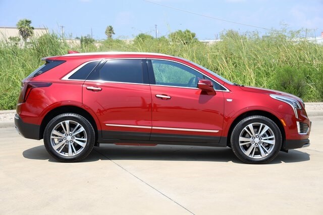 2025 Cadillac XT5 Premium Luxury photo 4