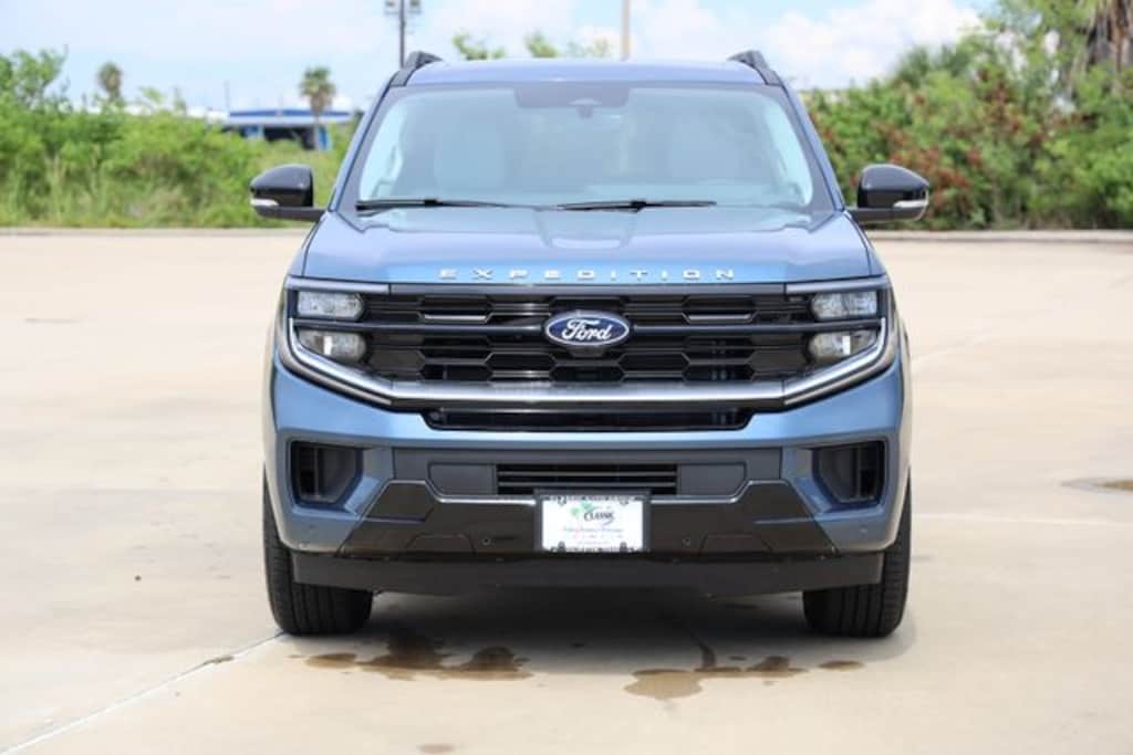 New 2027 Ford Expedition Platinum SUV
