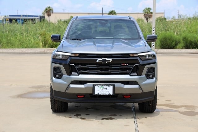 2026 Chevrolet Colorado Z71 photo 2