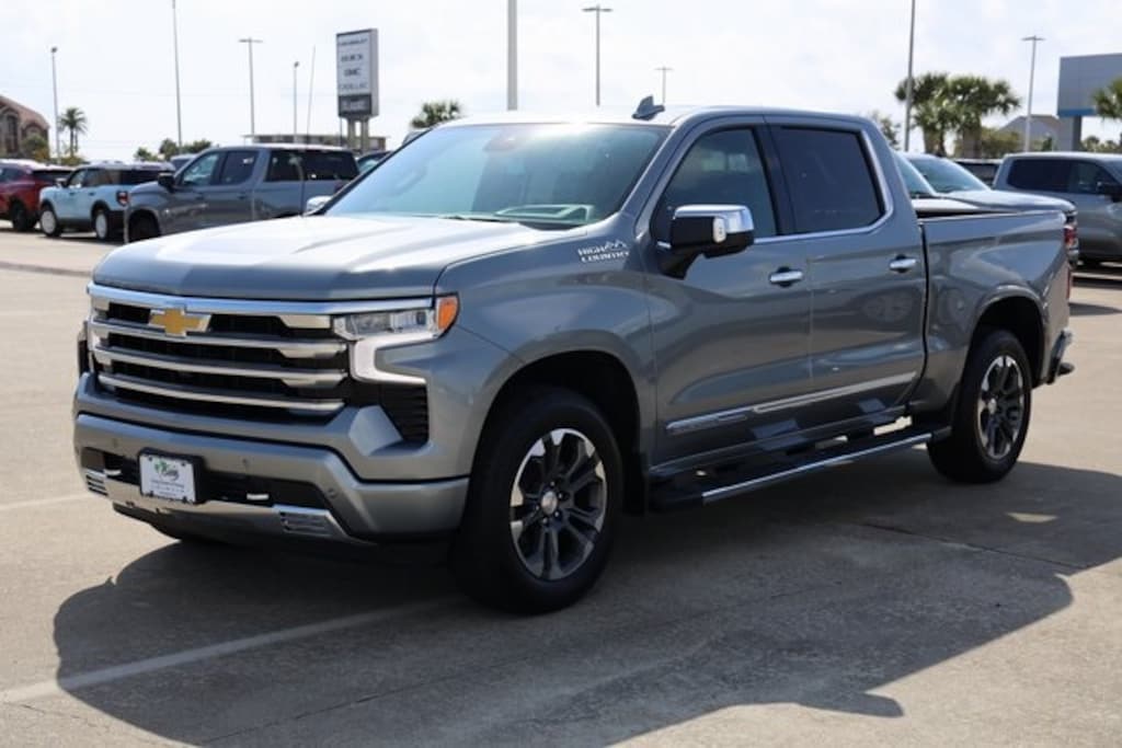 New 2026 Chevrolet Silverado 1500 High Country Truck Crew Cab
