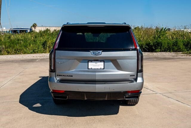 2024 Cadillac Escalade Sport Platinum photo 3