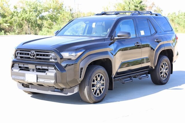 2025 Toyota 4Runner SR5 photo 3