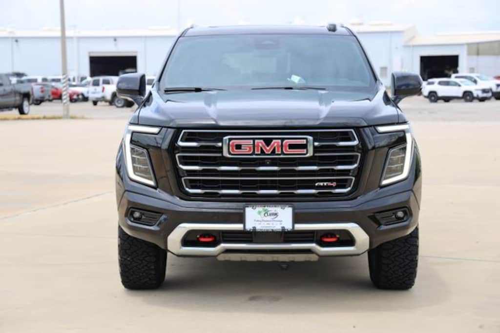 Used 2025 GMC Yukon AT4 SUV