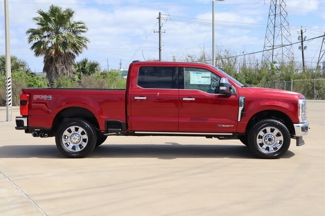 2025 Ford F-250 photo 4